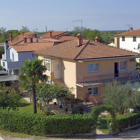 Apartments & Rooms Barbara Umag Kültér fotó