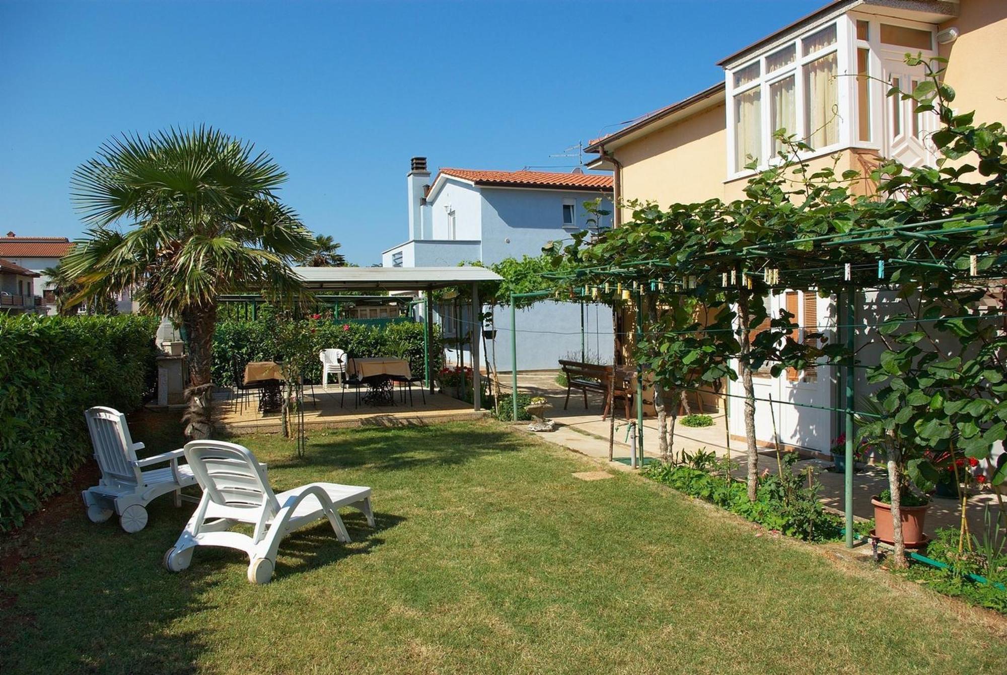 Apartments & Rooms Barbara Umag Kültér fotó
