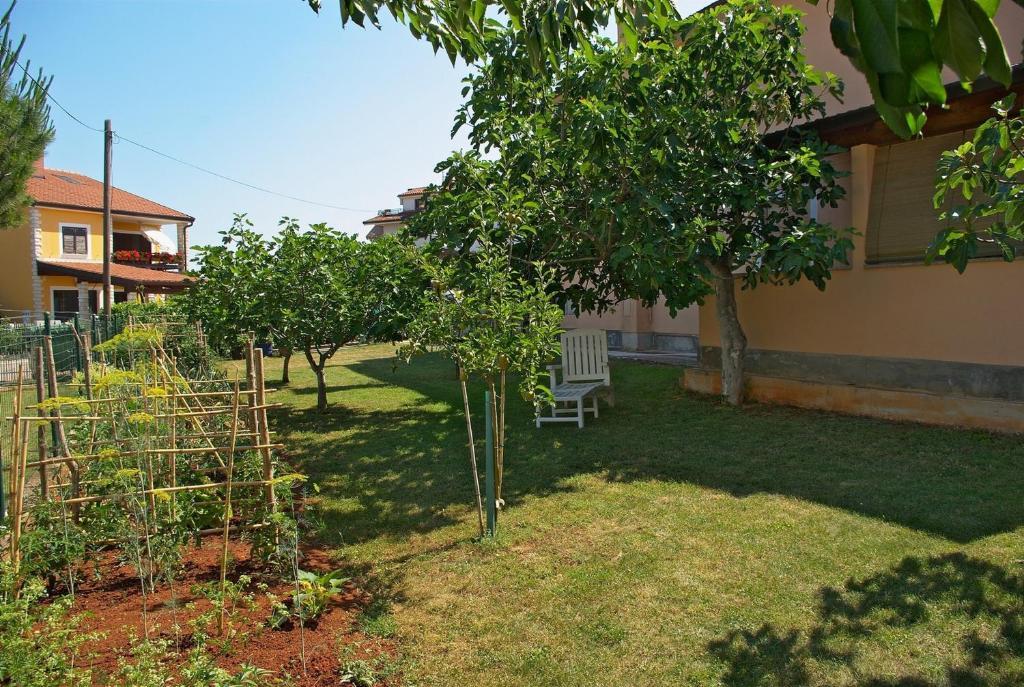 Apartments & Rooms Barbara Umag Kültér fotó