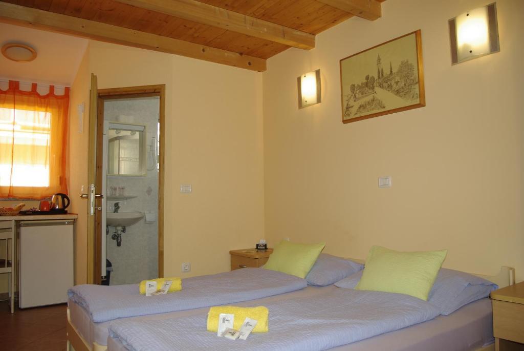 Apartments & Rooms Barbara Umag Kültér fotó