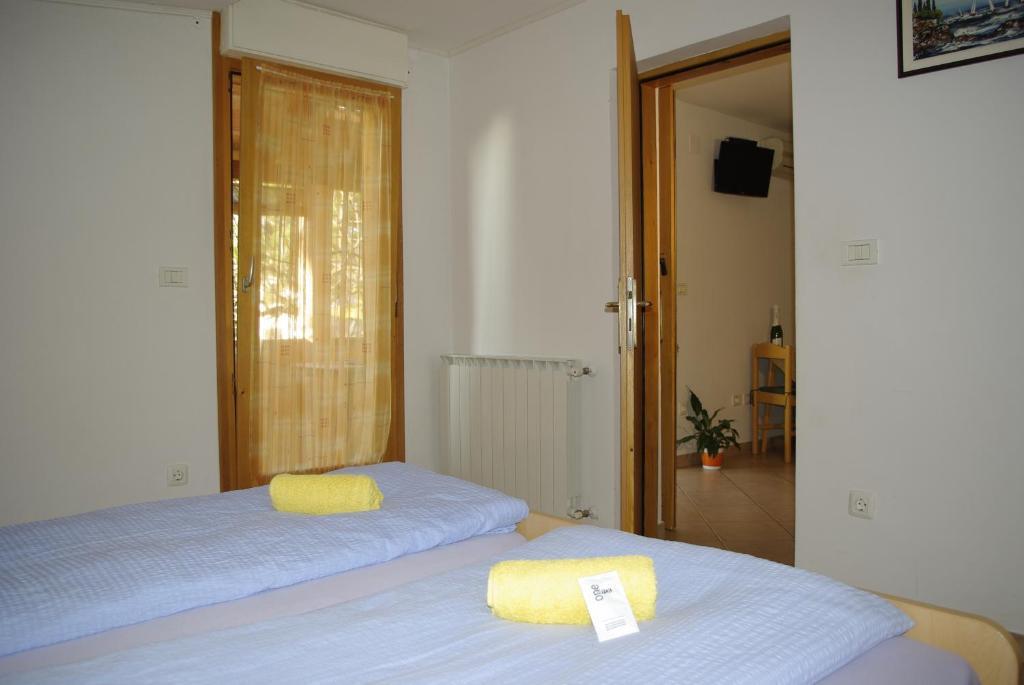 Apartments & Rooms Barbara Umag Kültér fotó